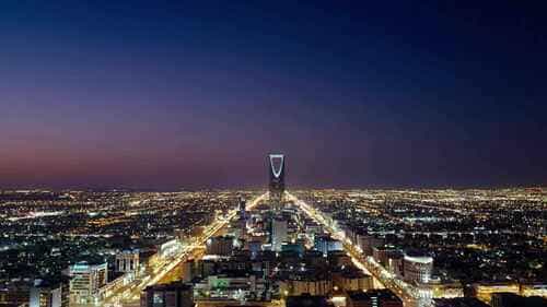 美军大举增兵中东，美股期指跌幅扩大，黄金失守4790美元，布油涨超2% ...